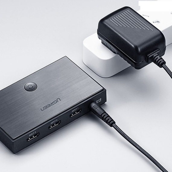 Bộ gộp HDMI 3 vào 1 ra Ugreen 50709